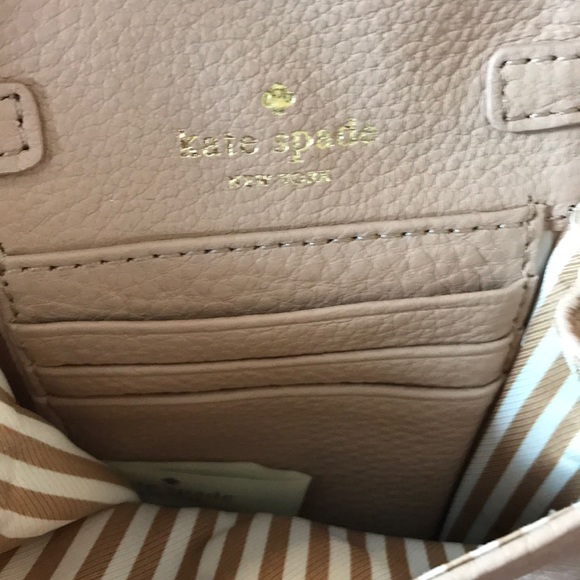 Kate Spade - Picture 3 of 3